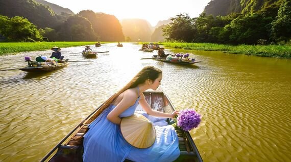 Kenh Ga Hot Spring & Floating Village — Ninh Binh, Vietnam